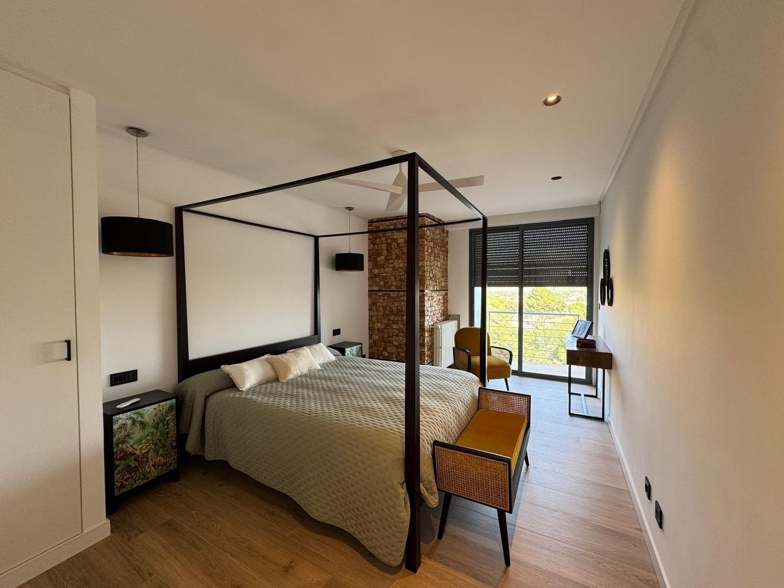 7-Bedroom Villa in Altos de Campoamor, Orihuela Costa - Image 27