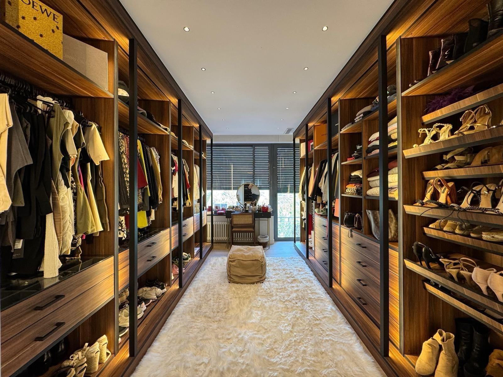 7-Bedroom Villa in Altos de Campoamor, Orihuela Costa - Image 37