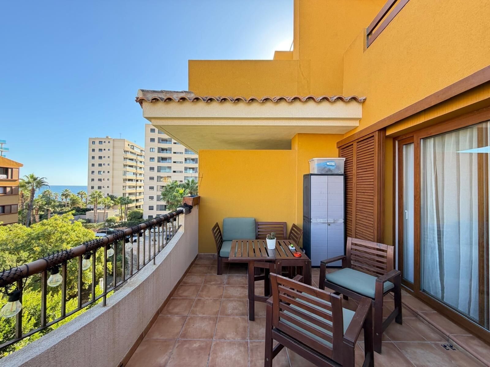 3-Bedroom Apartment in Punta Prima, Torrevieja - Image 1
