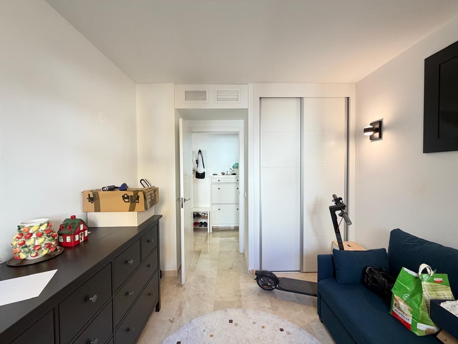 3-Bedroom Apartment in Punta Prima, Torrevieja - Image 10