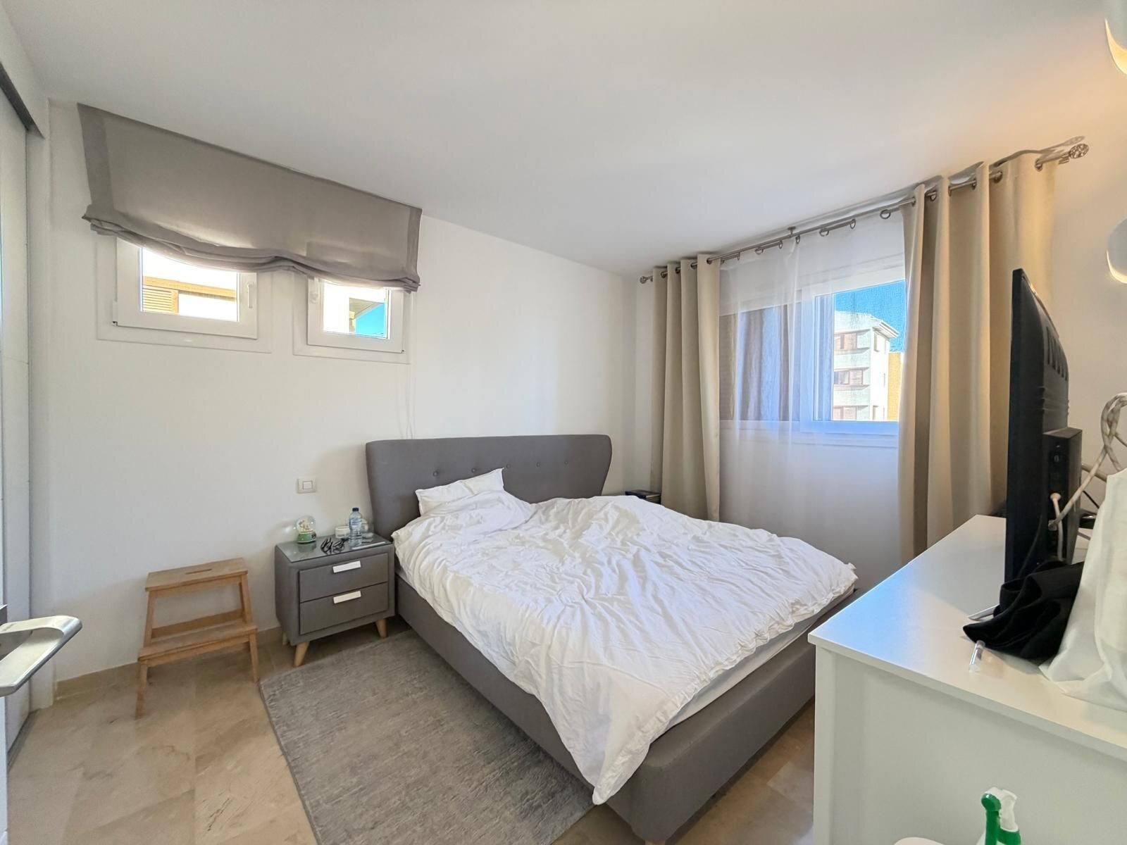 3-Bedroom Apartment in Punta Prima, Torrevieja - Image 31