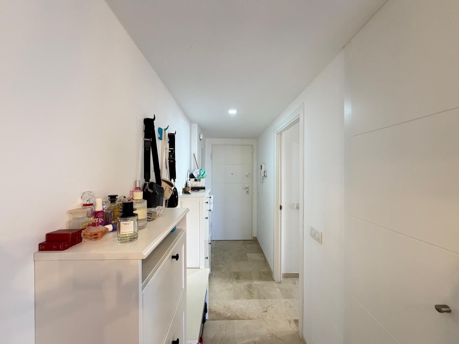 3-Bedroom Apartment in Punta Prima, Torrevieja - Image 4