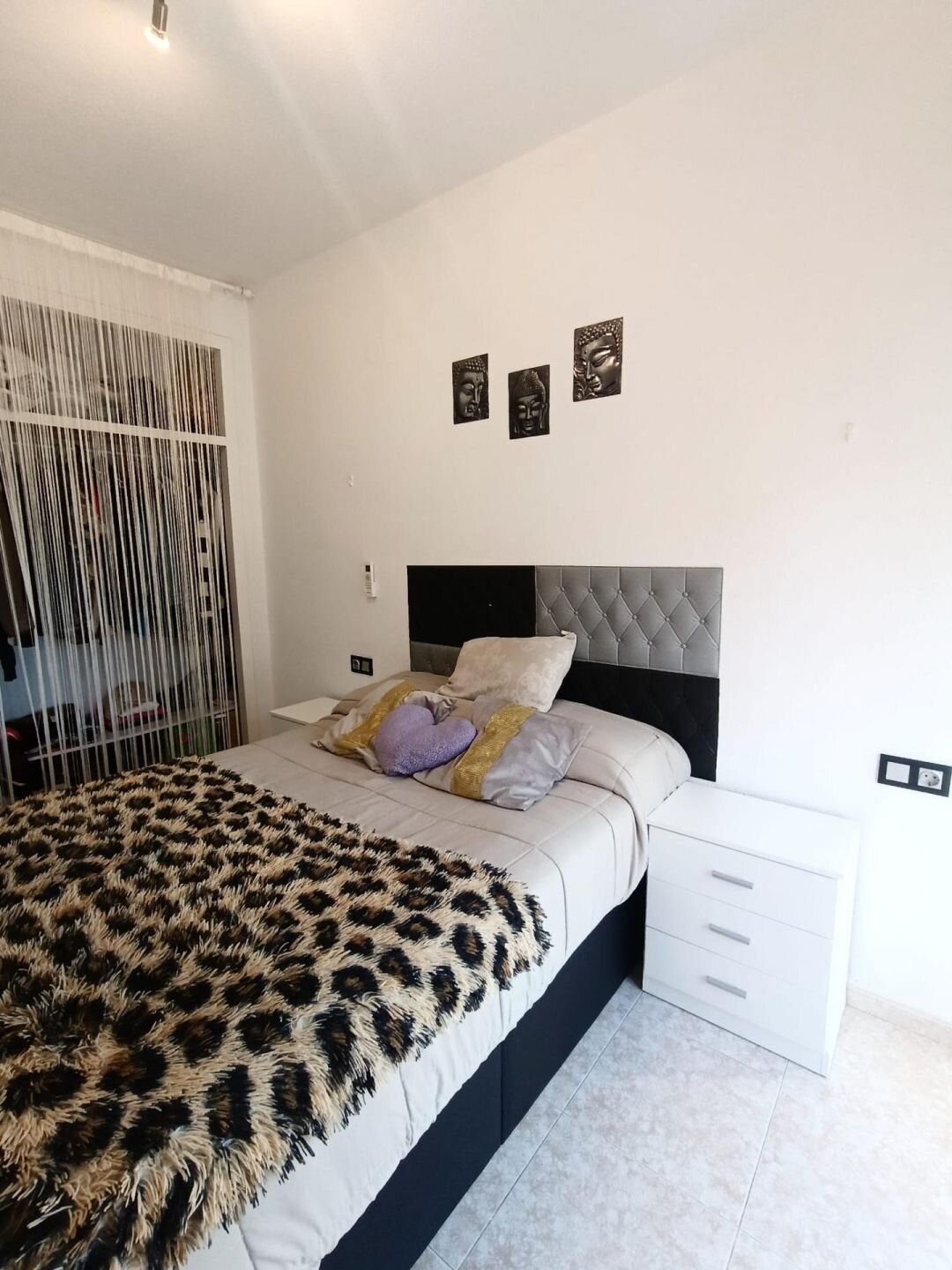 Maison de 4 Chambres à El Chaparral, Torrevieja - Image 8