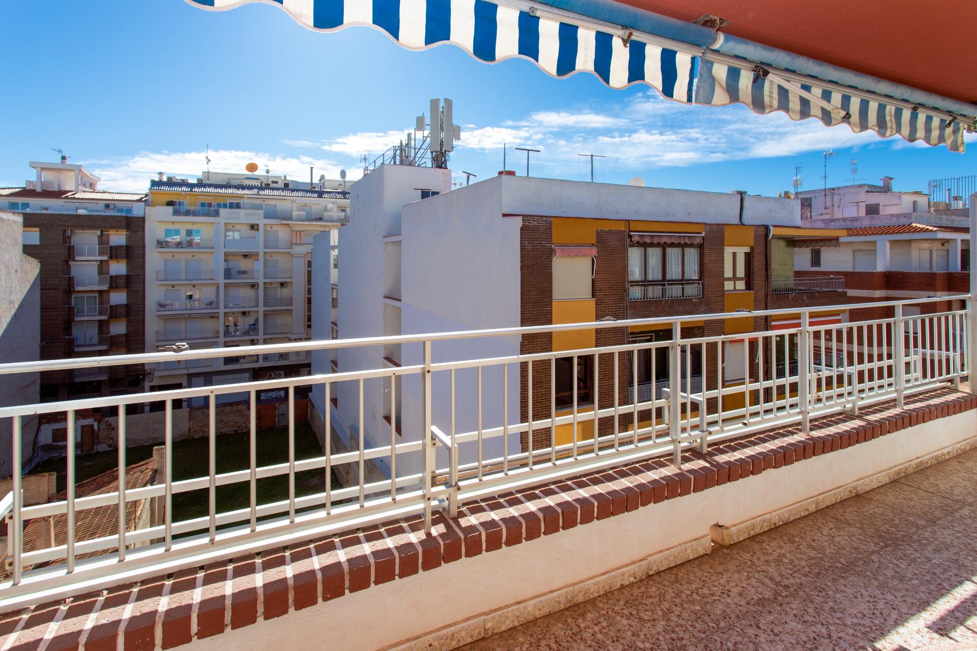 3-Bedroom Penthouse in Playa del Cura, Torrevieja - Image 26