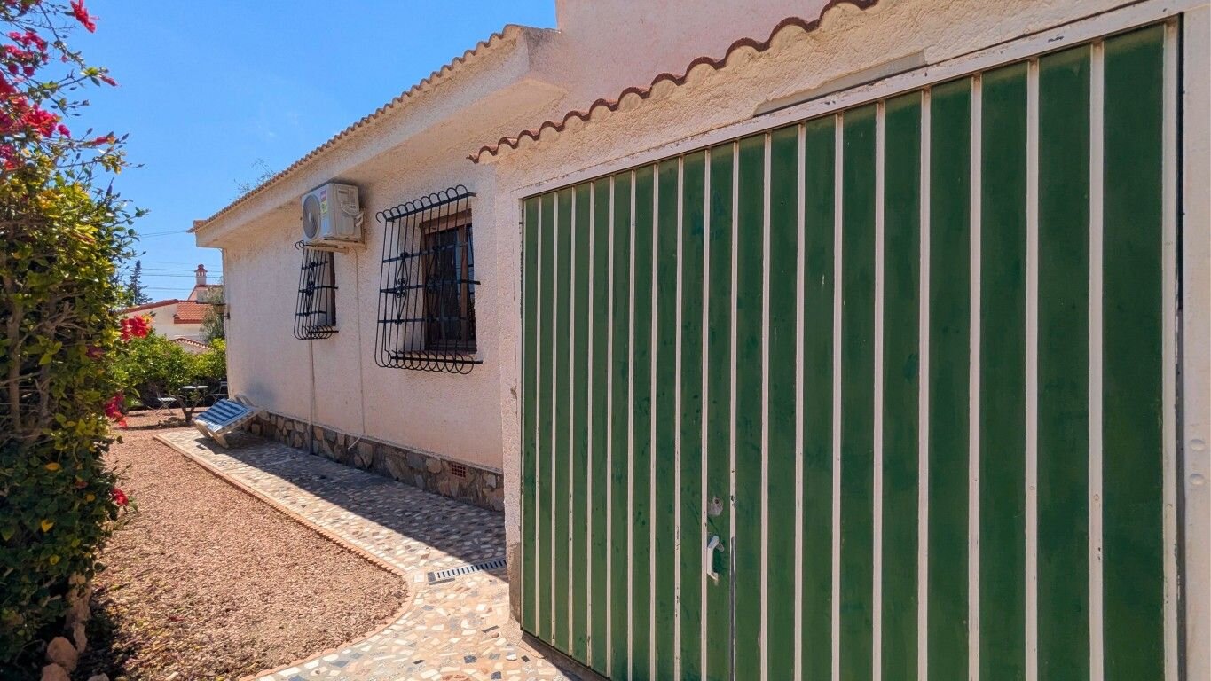 Villa met 4 Slaapkamers in Centro de la Ciudad Quesada, Rojales - Image 12