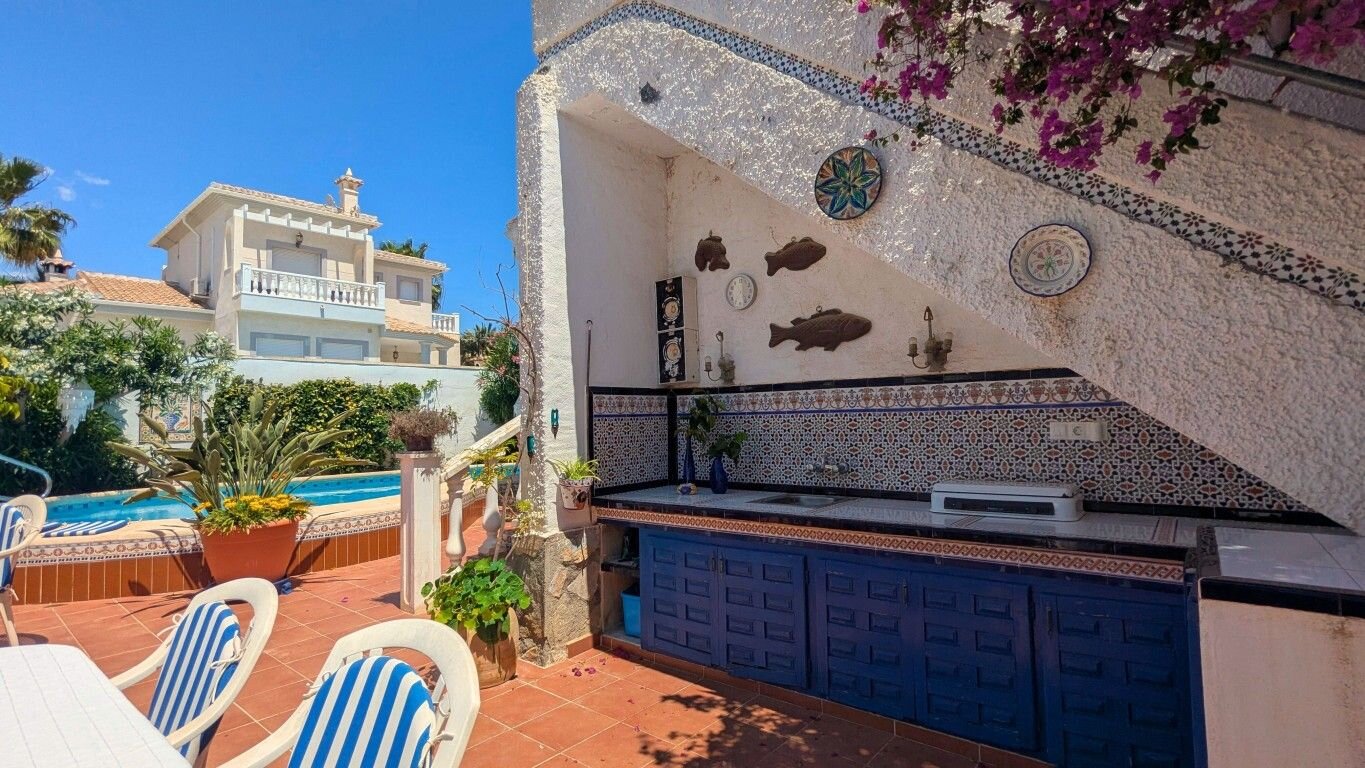Villa met 4 Slaapkamers in Centro de la Ciudad Quesada, Rojales - Image 15