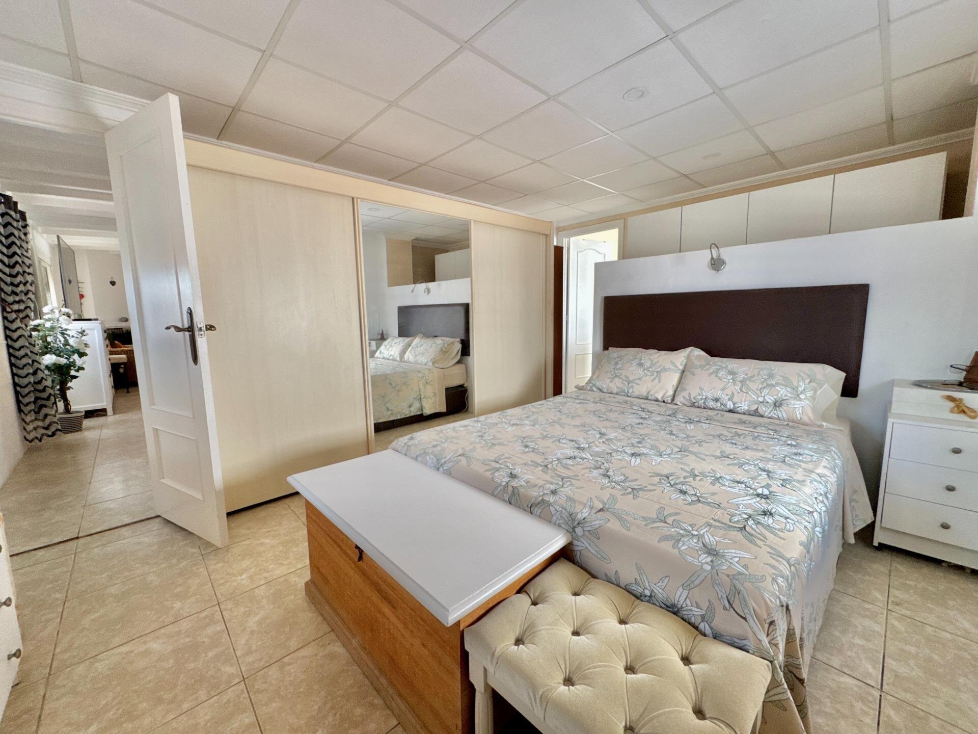 7-Bedroom Villa in Comunidad Valenciana, Dolores - Image 23