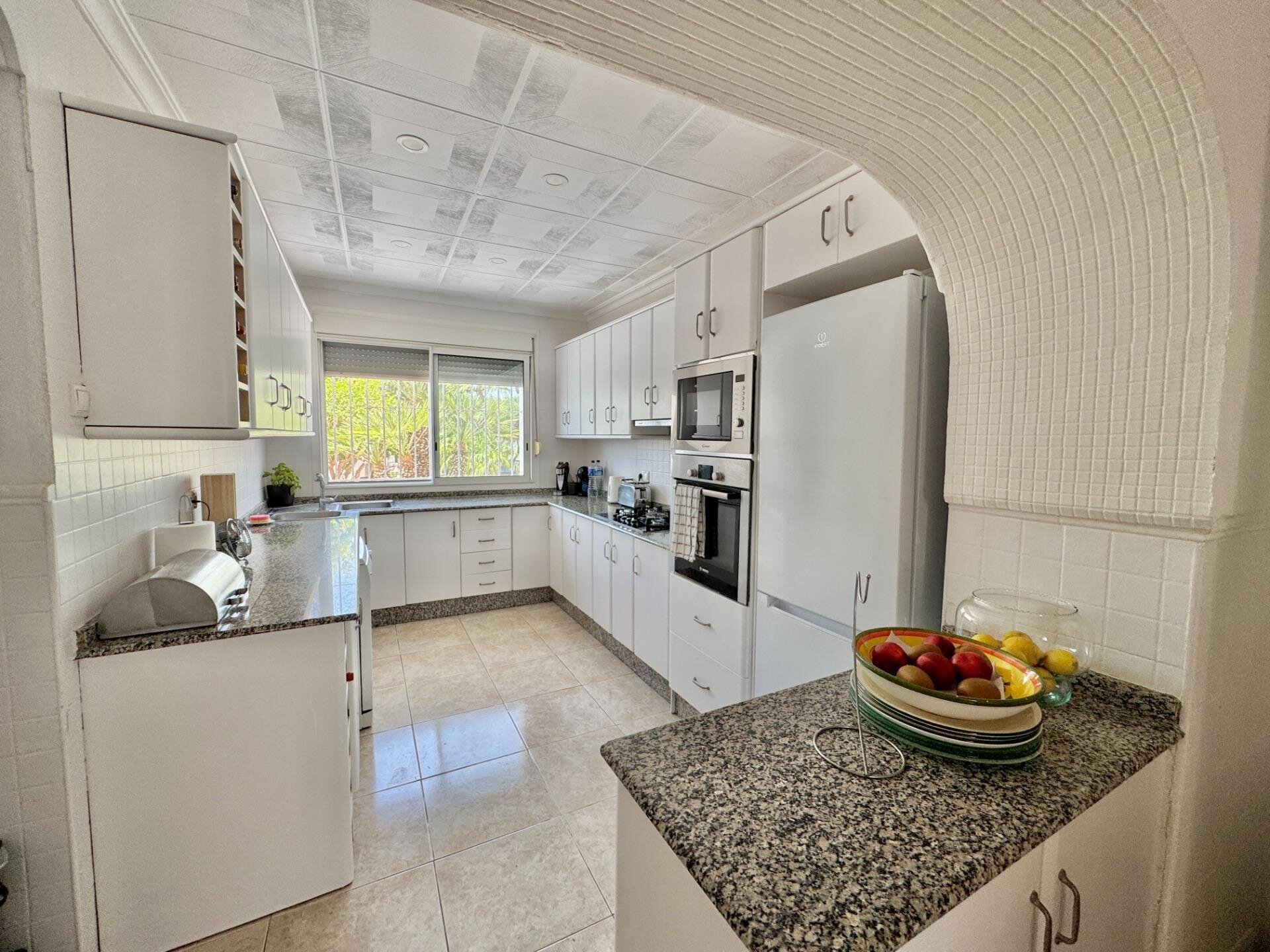 7-Bedroom Villa in Comunidad Valenciana, Dolores - Image 6