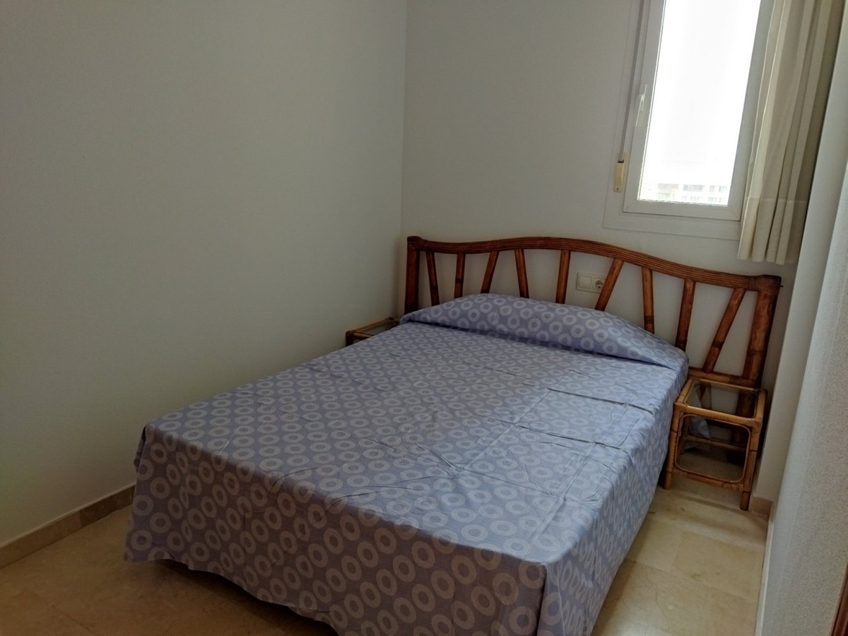 3-Bedroom Middle Floor Apartment in  Benidorm | Sunny Cas... - Image 12