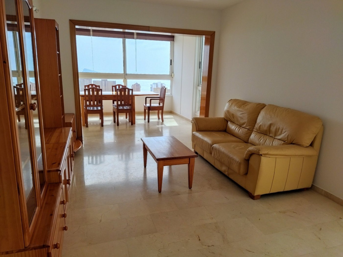 3-Bedroom Middle Floor Apartment in  Benidorm | Sunny Cas... - Image 15