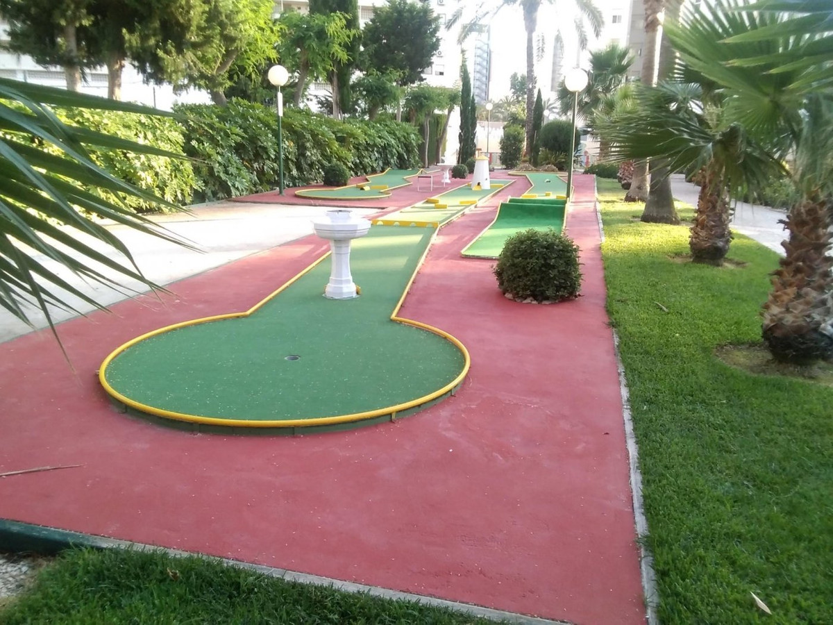 3-Bedroom Middle Floor Apartment in  Benidorm | Sunny Cas... - Image 18