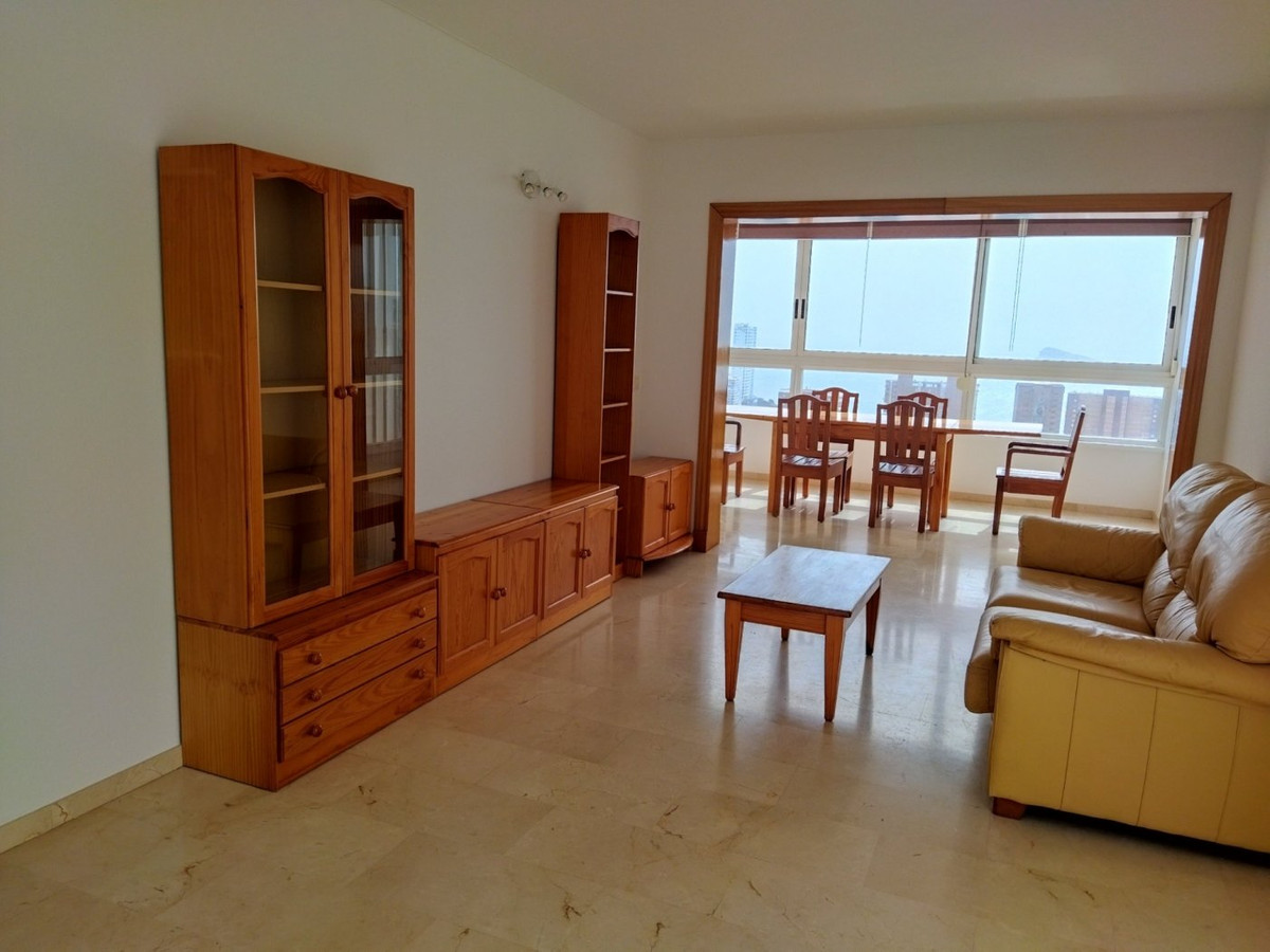 3-Bedroom Middle Floor Apartment in  Benidorm | Sunny Cas... - Image 19