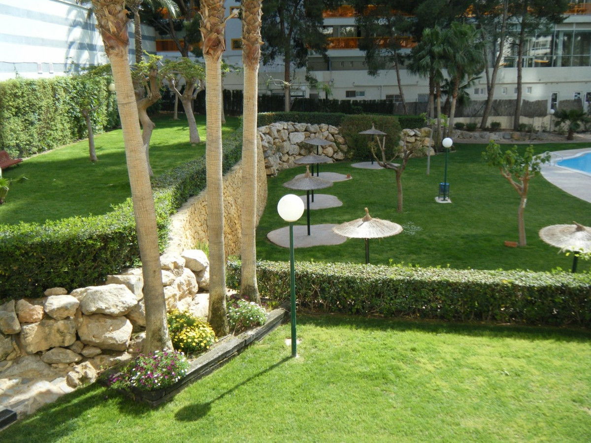 3-Bedroom Middle Floor Apartment in  Benidorm | Sunny Cas... - Image 21