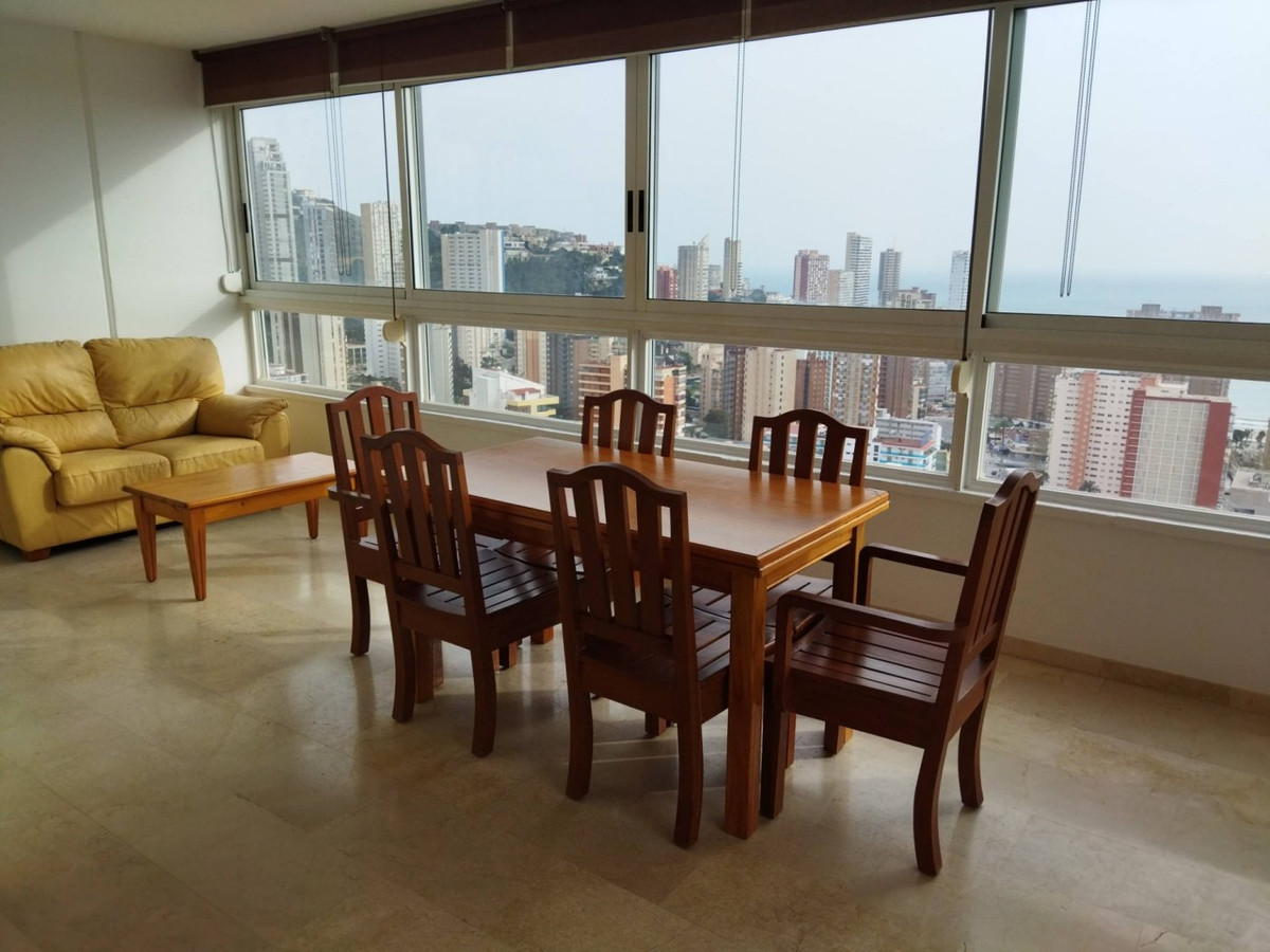 3-Bedroom Middle Floor Apartment in  Benidorm | Sunny Cas... - Image 3