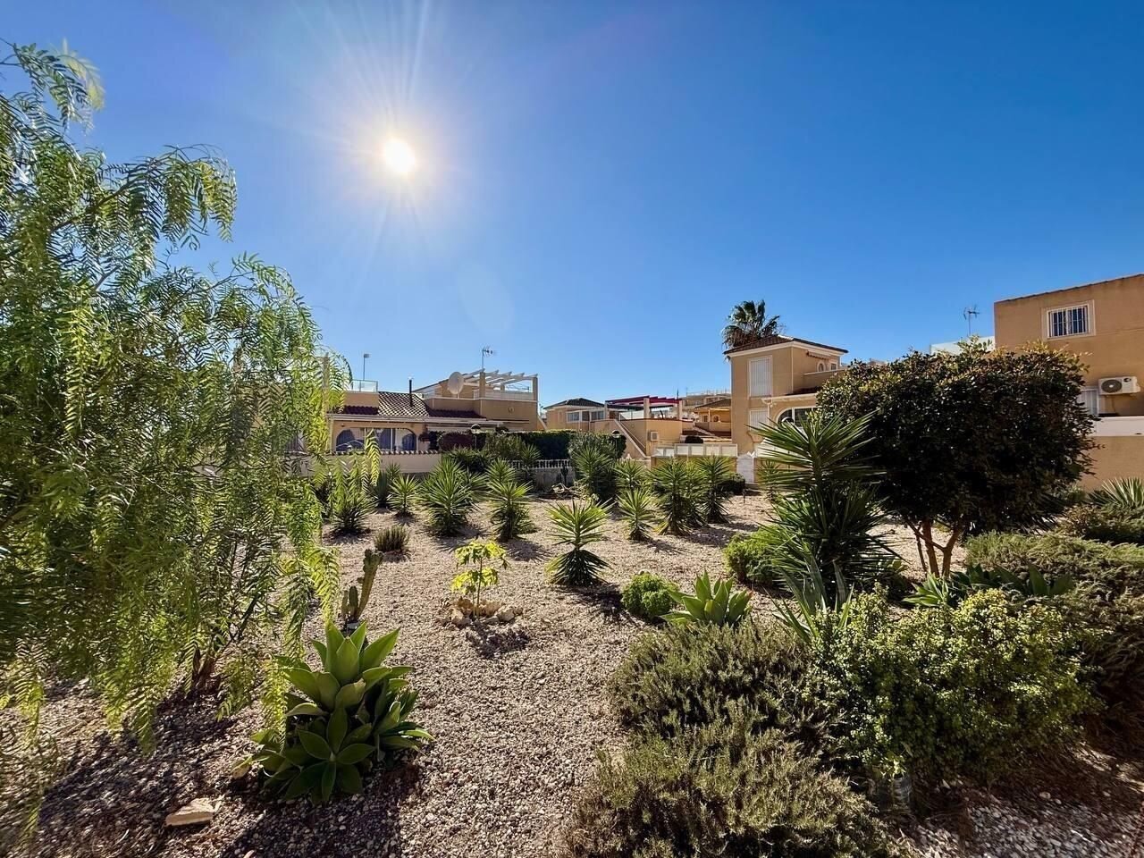 4-Bedroom Villa in Punta Prima, Orihuela Costa - Image 16