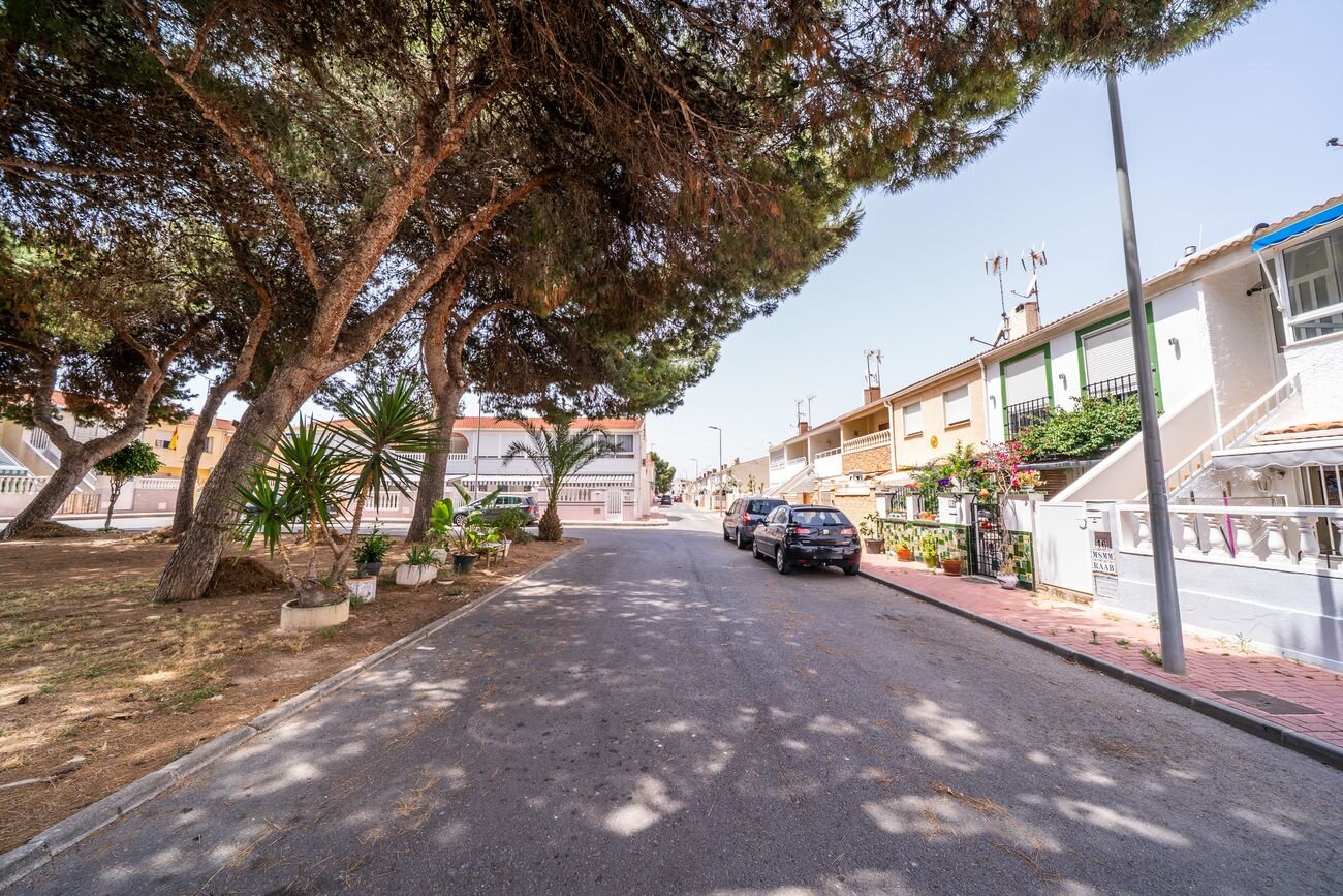 Apartment in Torrevieja - Image 21