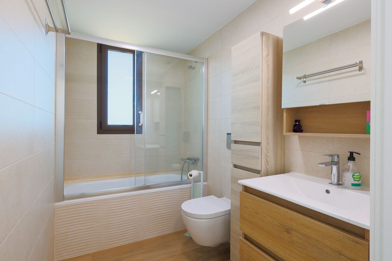 Apartamento de 3 Dormitorios en Cartagena - Image 17
