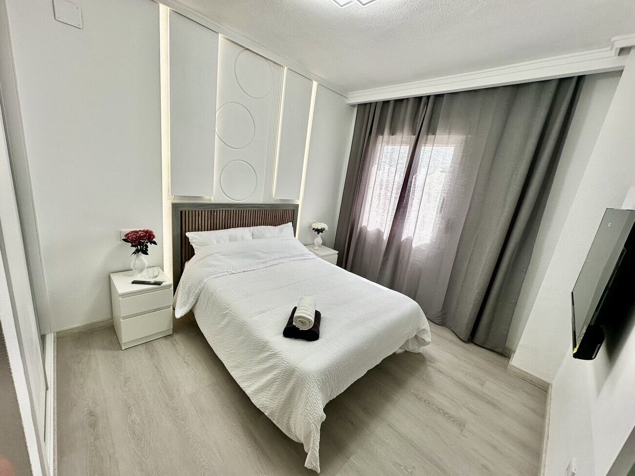 3-Bedroom Apartment in Torrevieja - Image 10