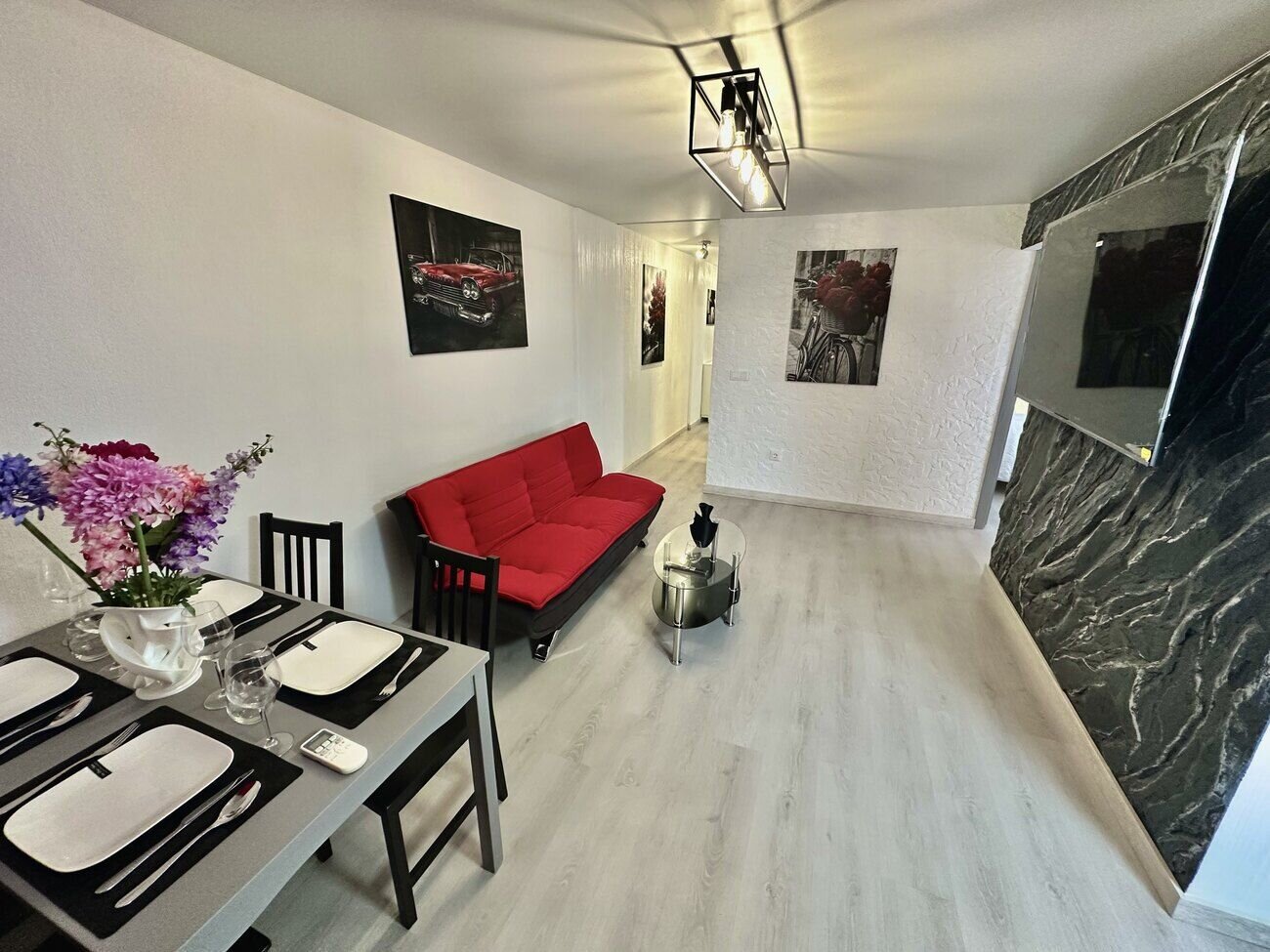 3-Bedroom Apartment in Torrevieja - Image 2