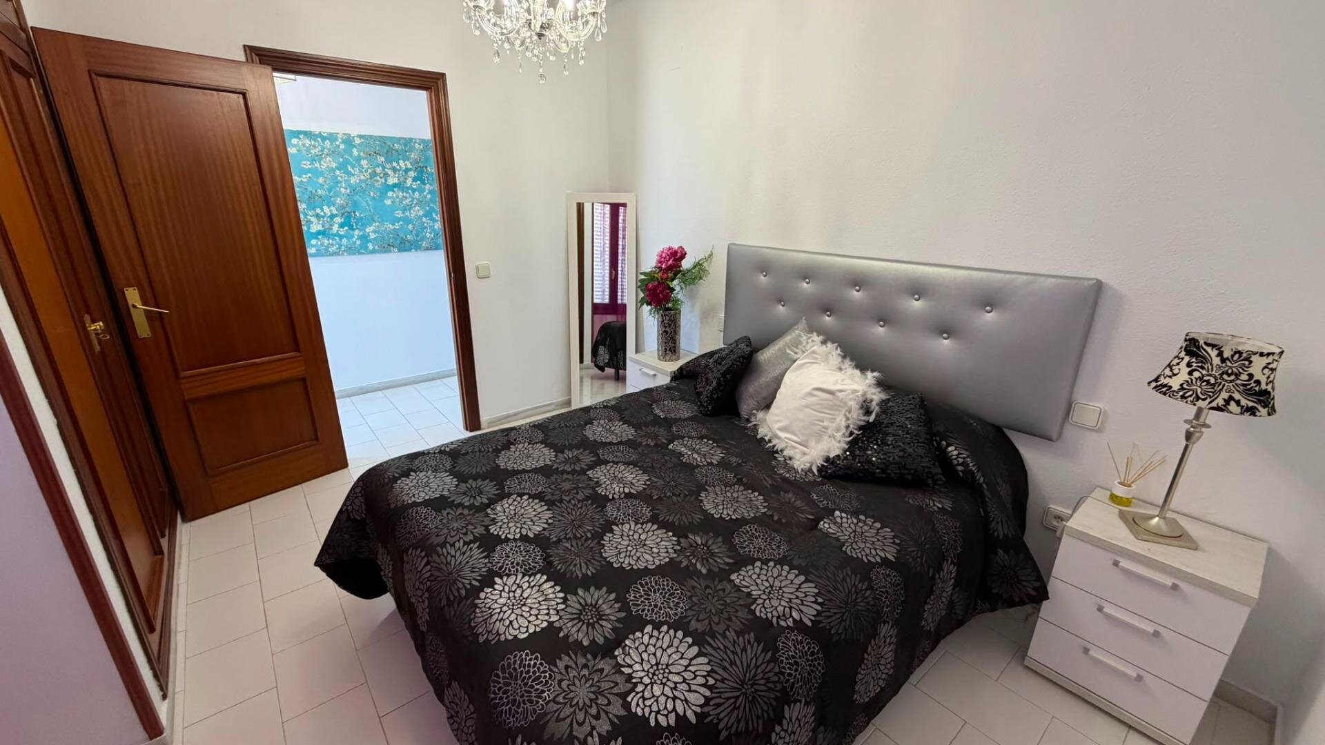 1-Bedroom Apartment in Torreblanca, Torrevieja - Image 20