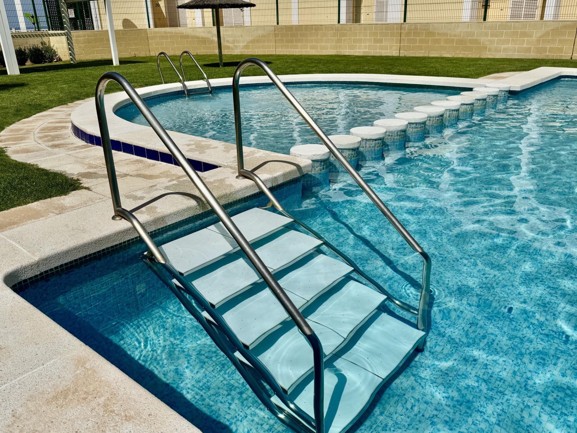 1-Bedroom Apartment in Torreblanca, Torrevieja - Image 39