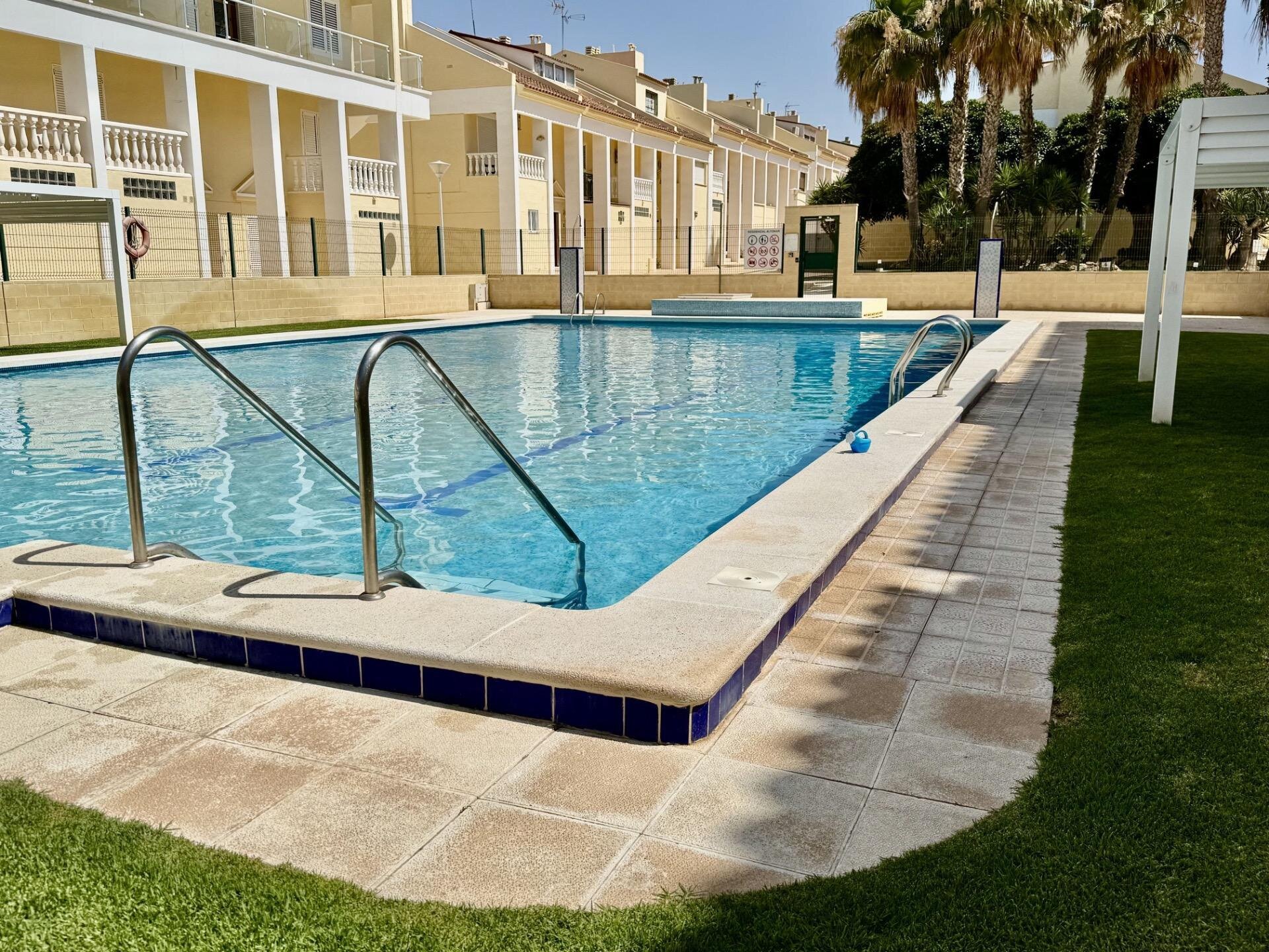 1-Bedroom Apartment in Torreblanca, Torrevieja - Image 42