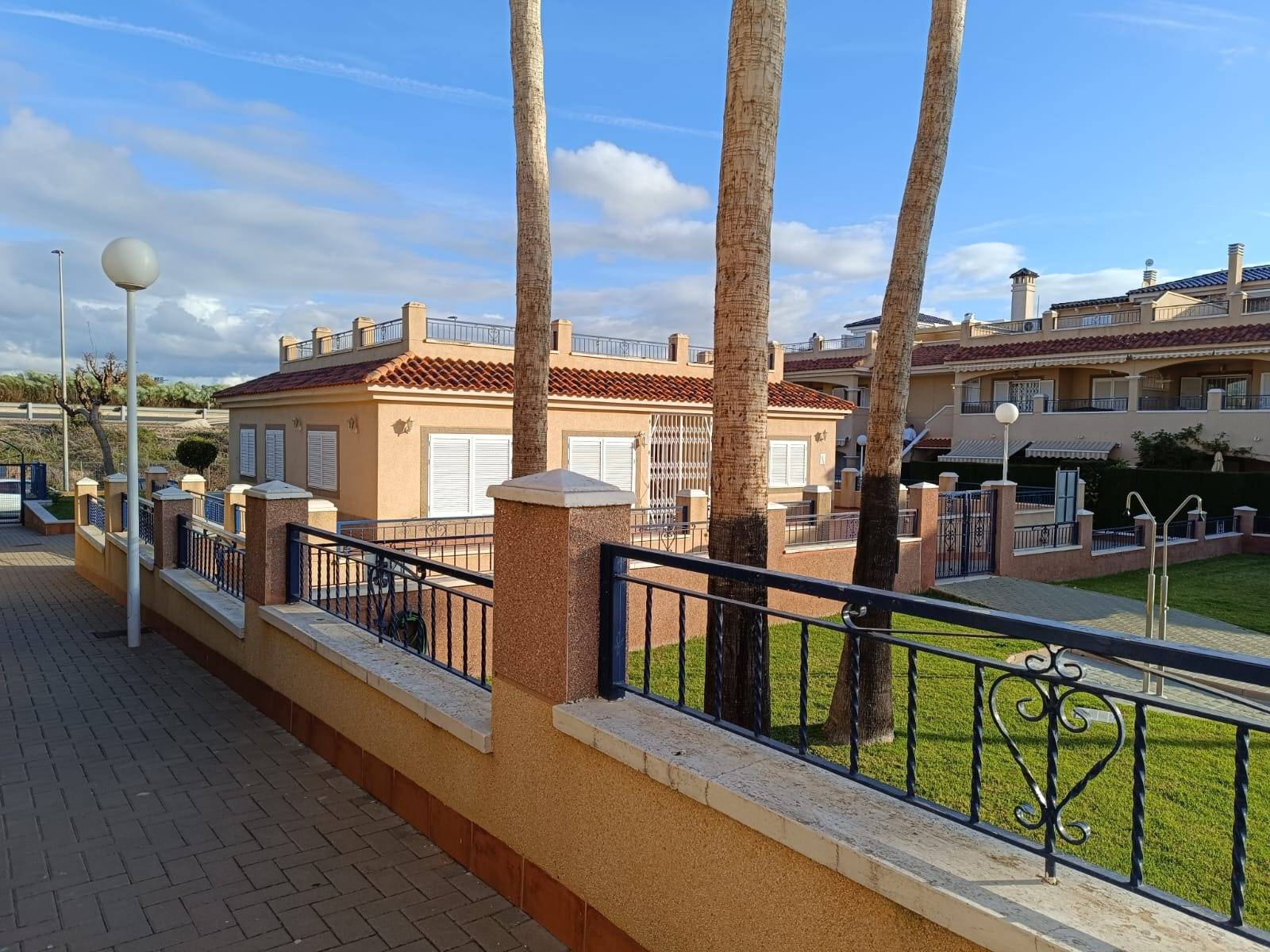 2-Bedroom Apartment in Pilar de la Horadada - Image 3