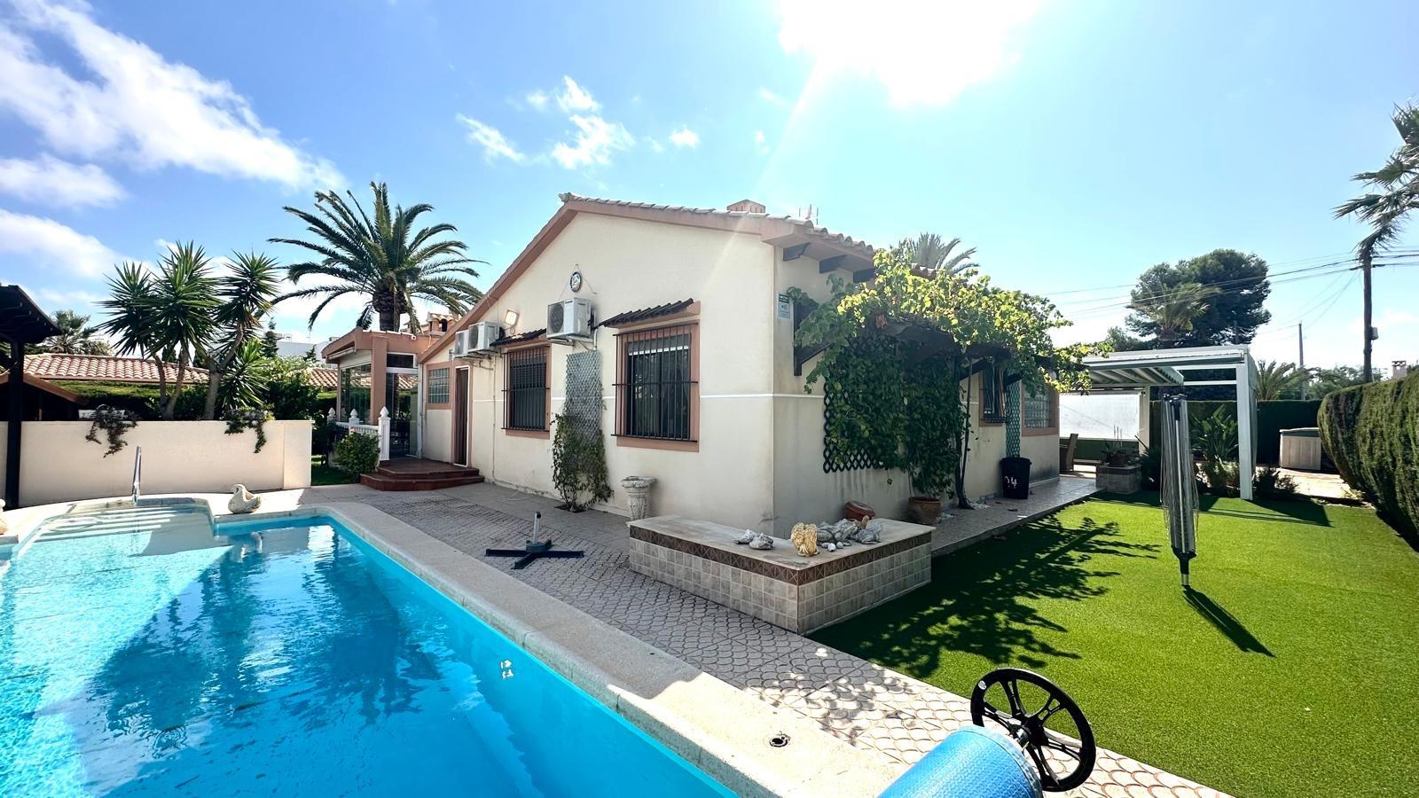 3-Bedroom Villa in Cabo Roig, Cabo Roig - Image 1