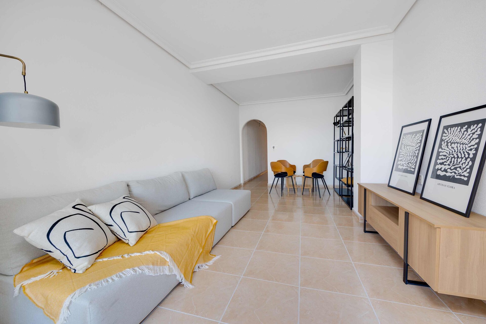 2-Bedroom Apartment in San Fulgencio - Image 4