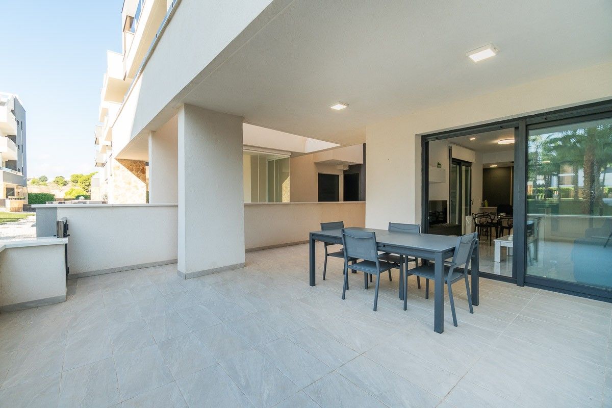Appartement de 2 Chambres à Pau 8, Orihuela Costa - Image 22