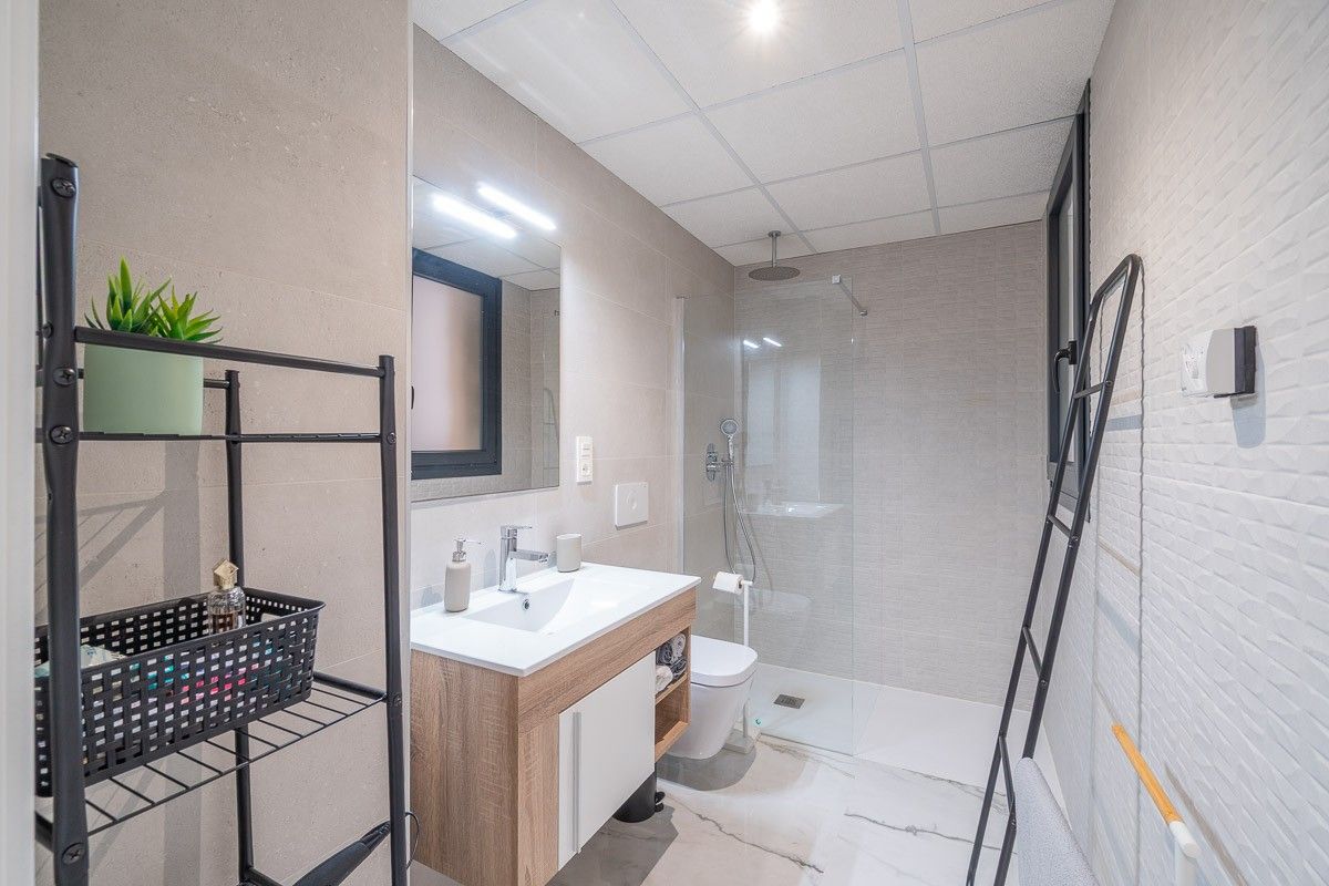 Appartement de 2 Chambres à Pau 8, Orihuela Costa - Image 3