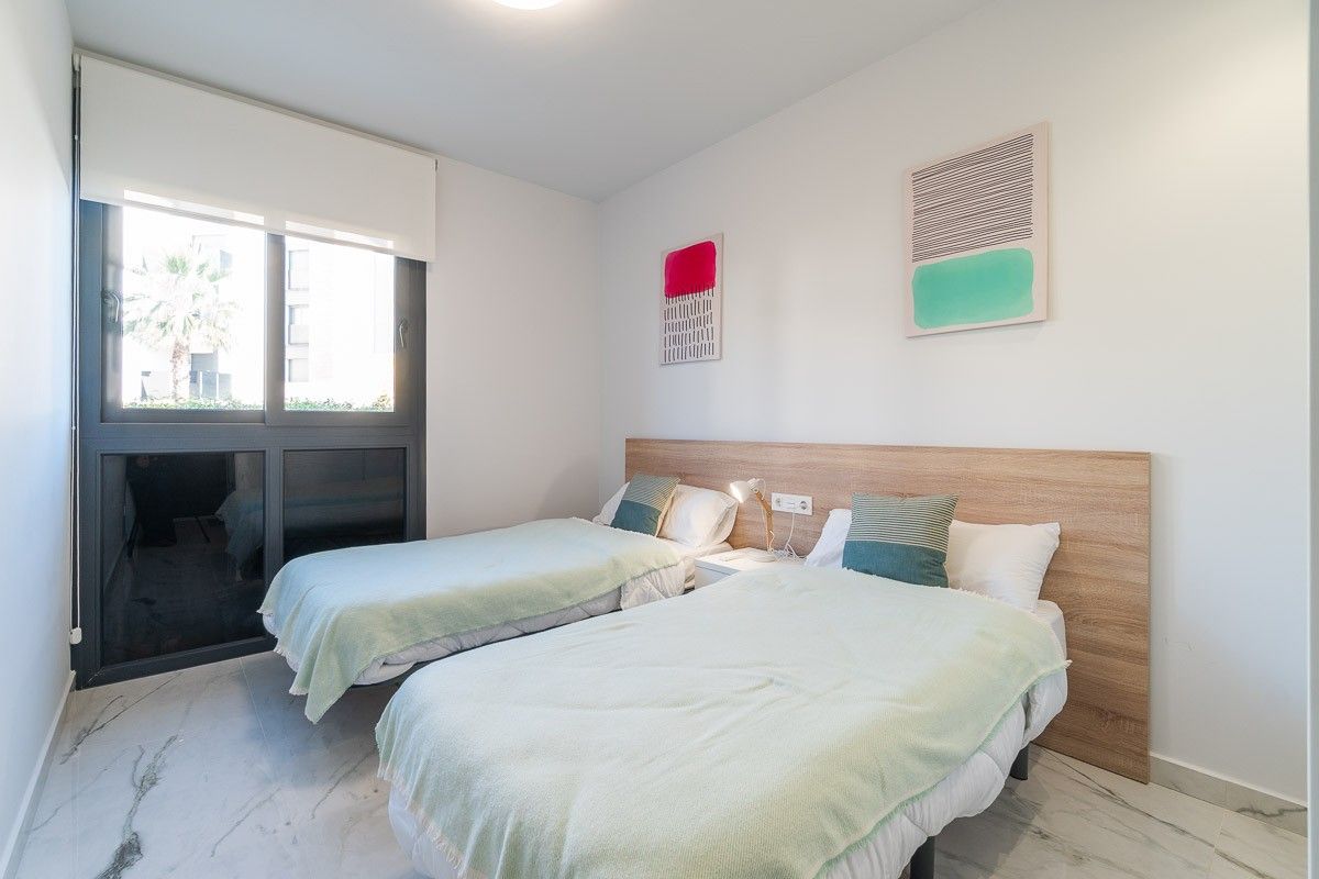 Appartement de 2 Chambres à Pau 8, Orihuela Costa - Image 6