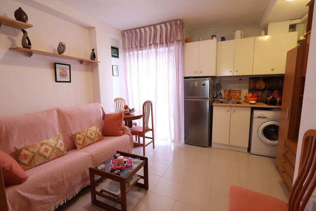 1-Bedroom Middle Floor Apartment in  Torrevieja | Sunny C... - Image 3