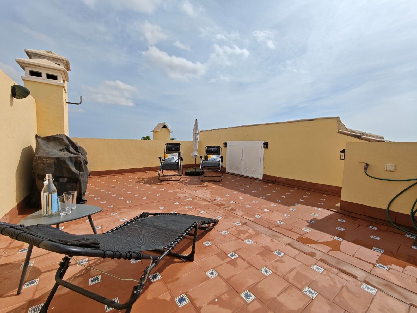 2-Bedroom Apartment in Comunidad Valenciana, Algorfa - Image 14