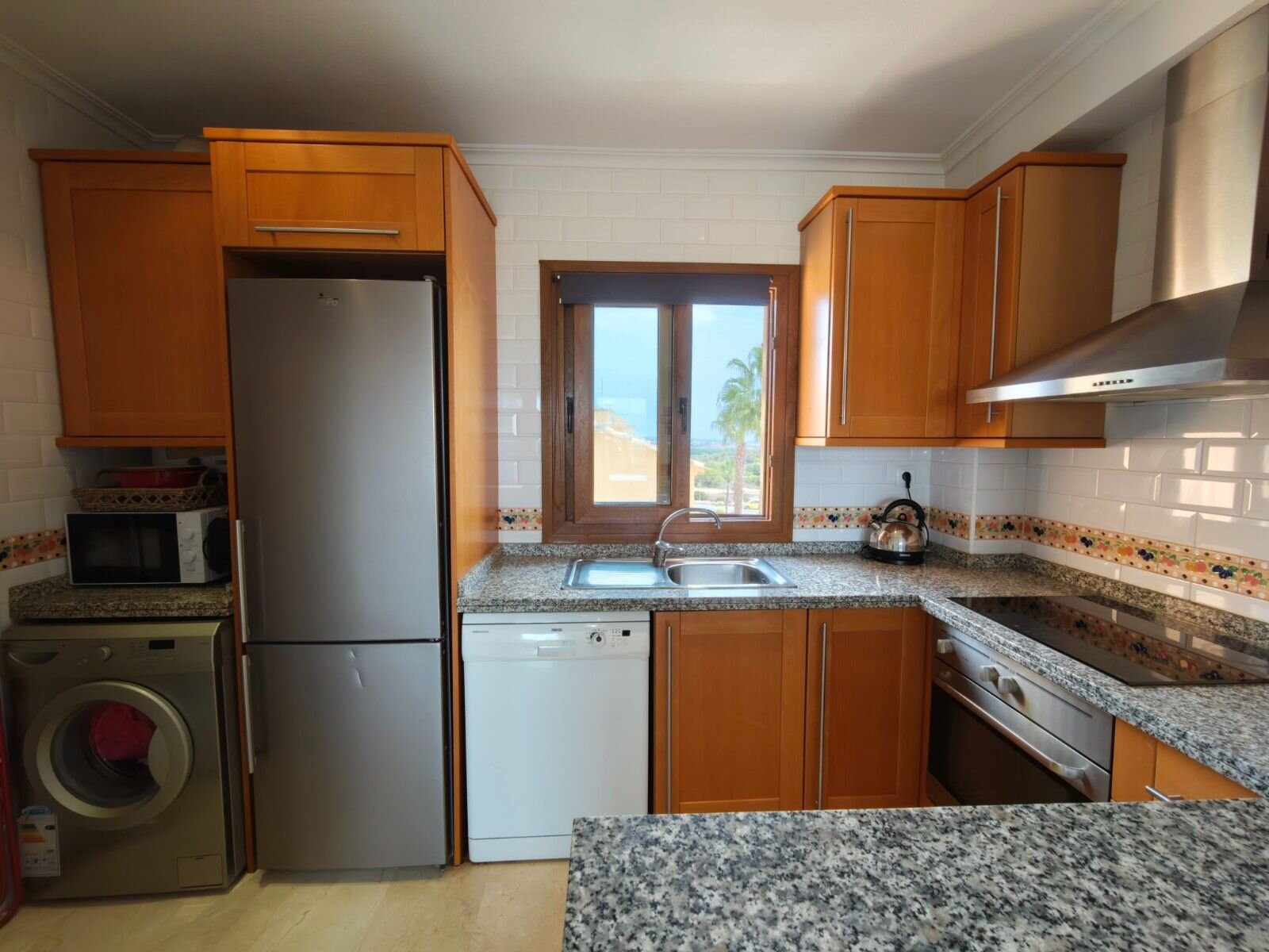 2-Bedroom Apartment in Comunidad Valenciana, Algorfa - Image 26