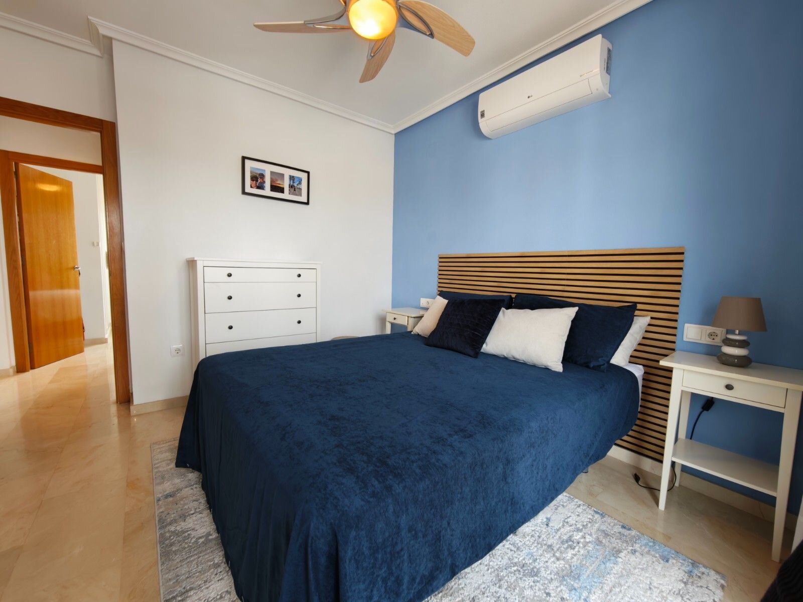 2-Bedroom Apartment in Comunidad Valenciana, Algorfa - Image 37