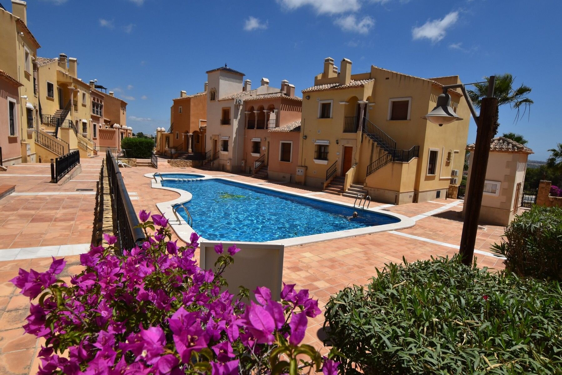 2-Bedroom Apartment in Comunidad Valenciana, Algorfa - Image 43