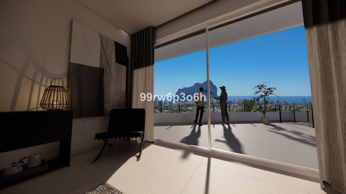 4-Bedroom Detached House in  Calpe - Image 11
