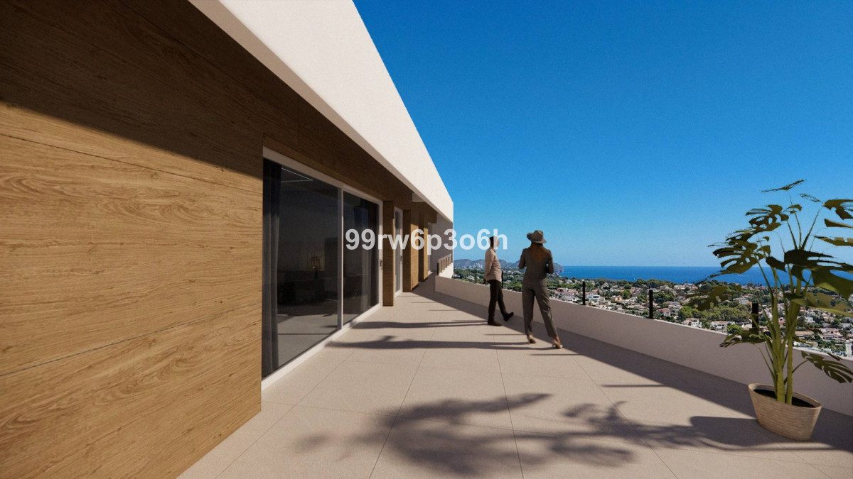 4-Bedroom Detached House in  Calpe - Image 13
