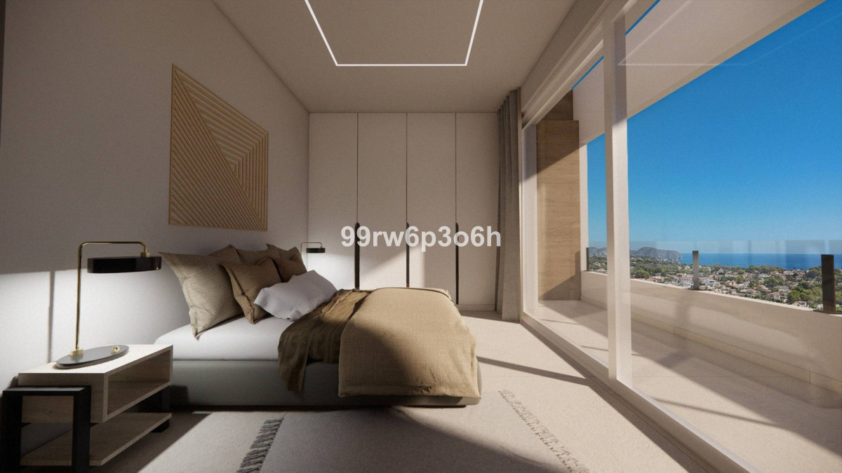 4-Bedroom Detached House in  Calpe - Image 16