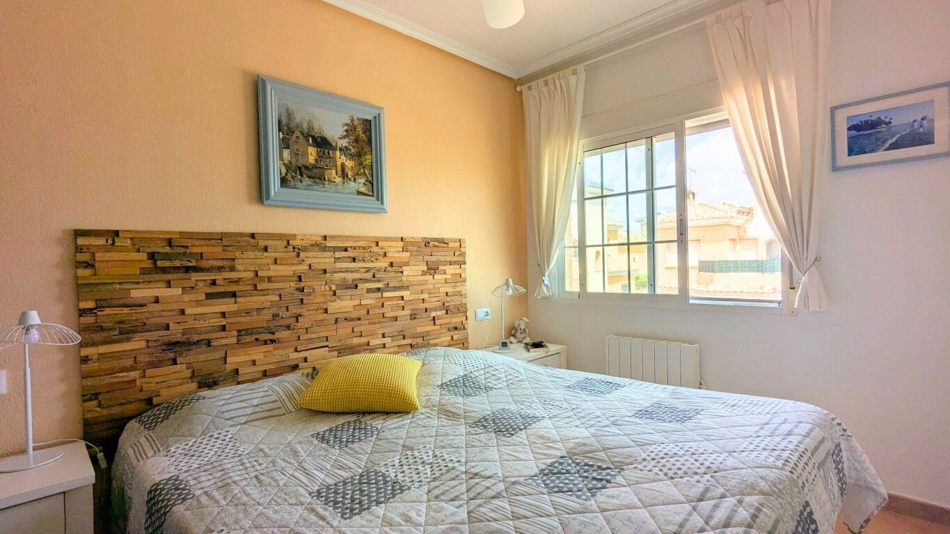 3-Bedroom Villa in Costa Blanca Sur, Algorfa - Image 25