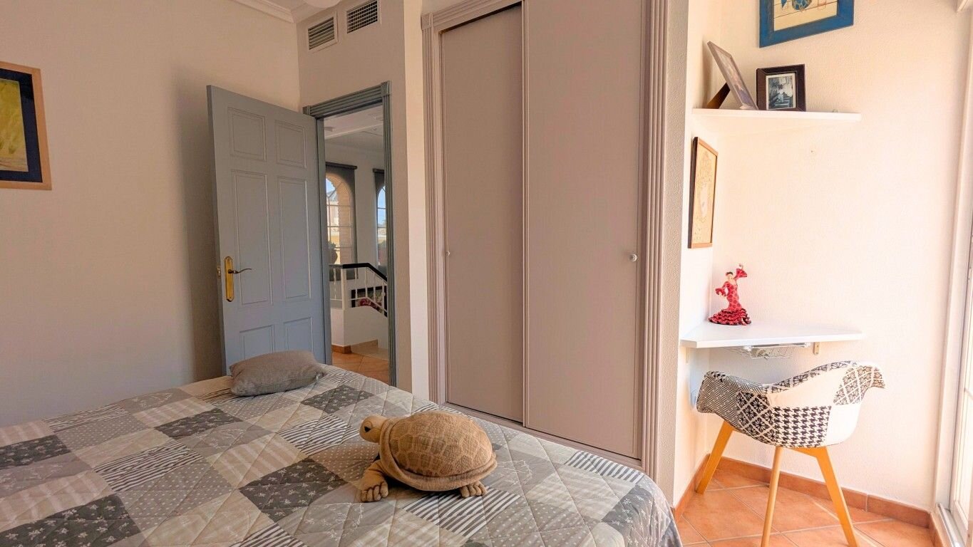 3-Bedroom Villa in Costa Blanca Sur, Algorfa - Image 30