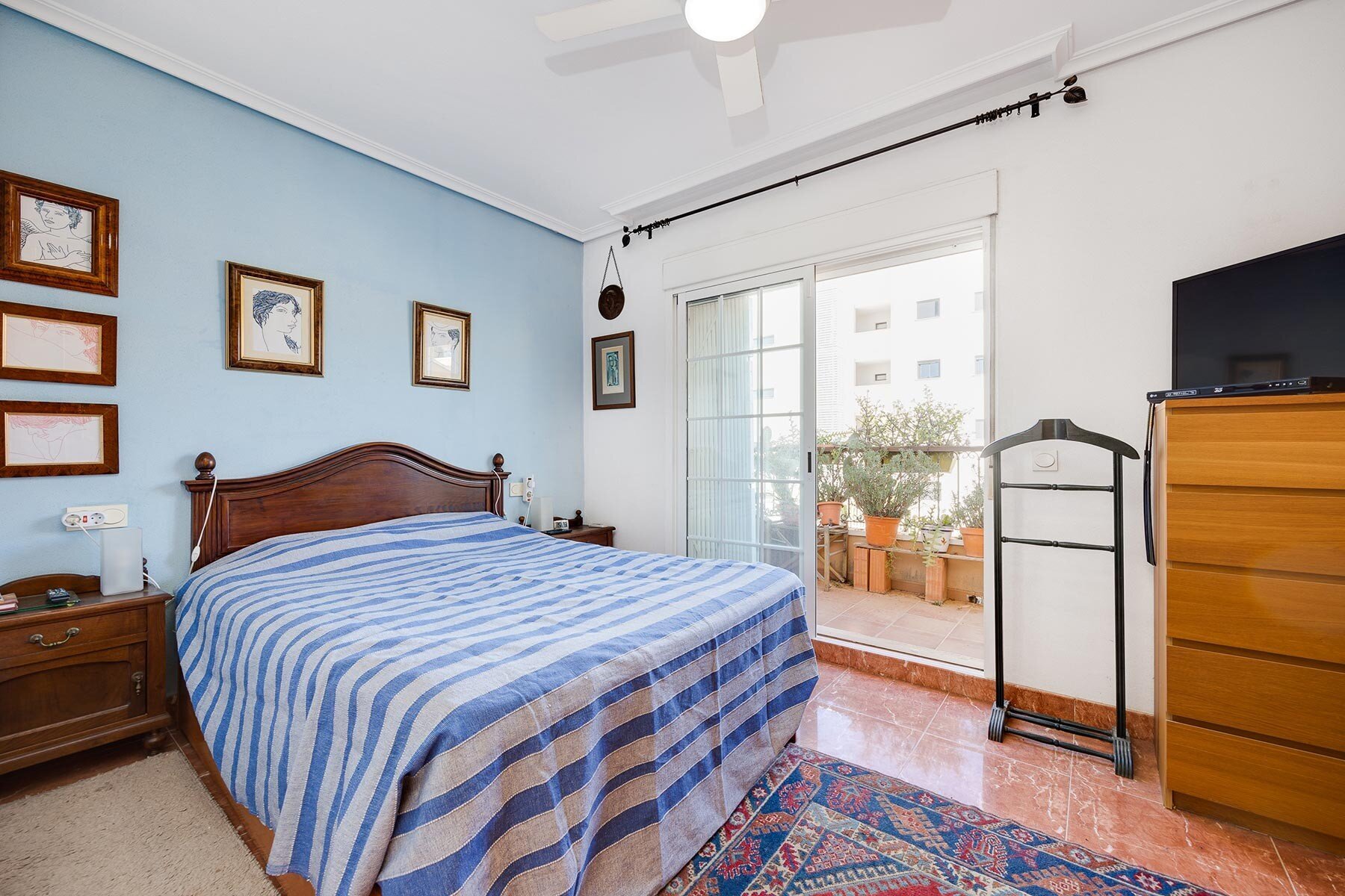 4-Bedroom Villa in Los Dolses, Orihuela Costa - Image 14