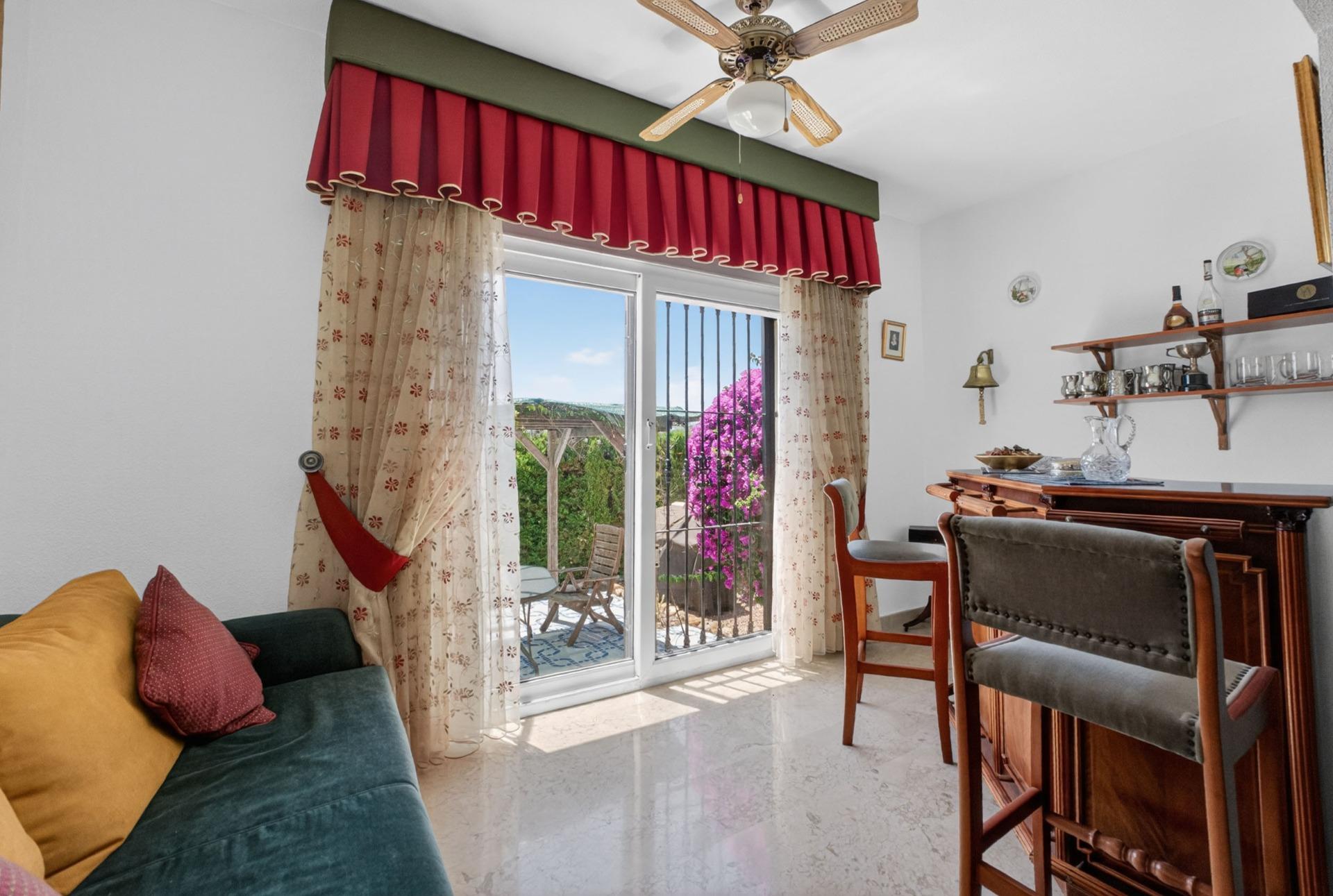5-Bedroom Villa in Las Ramblas, Orihuela Costa - Image 28