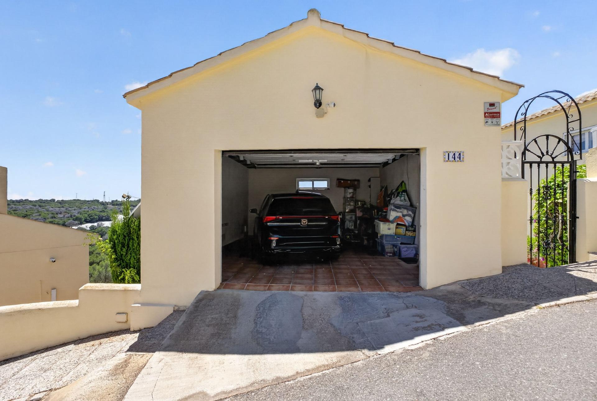 5-Bedroom Villa in Las Ramblas, Orihuela Costa - Image 46