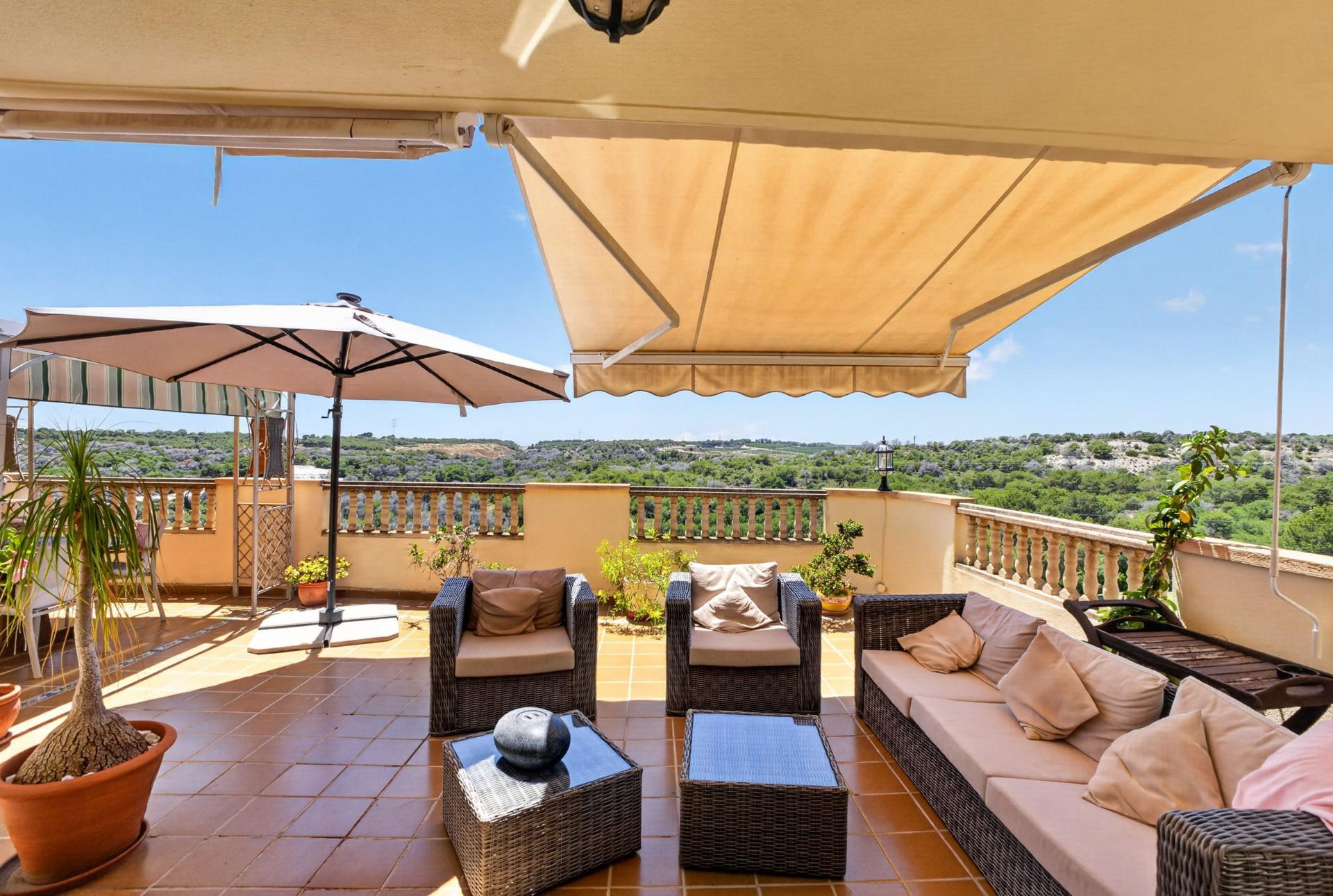 5-Bedroom Villa in Las Ramblas, Orihuela Costa - Image 5