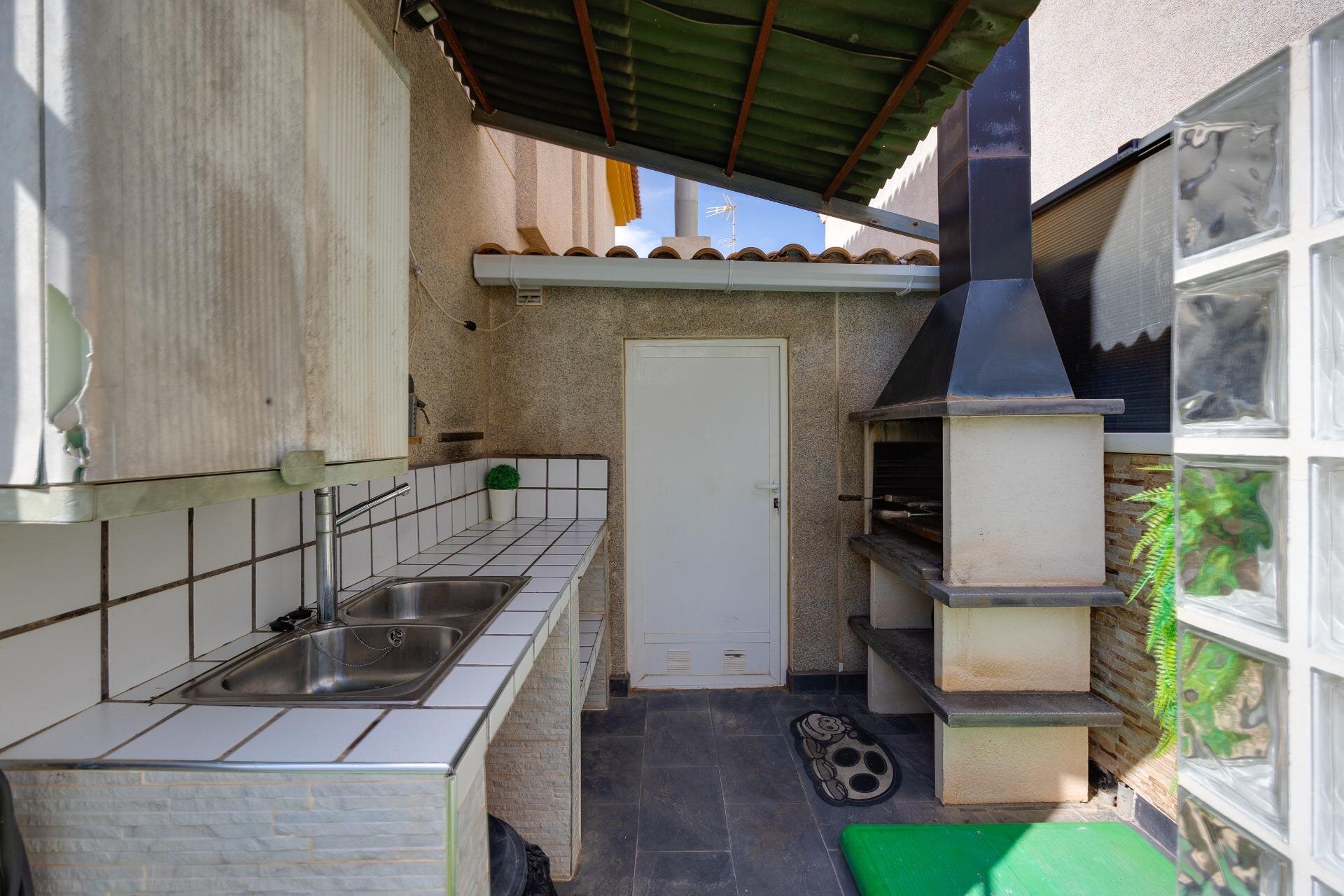 Villa met 3 Slaapkamers in Costa Blanca Sur, Los Montesinos - Image 12