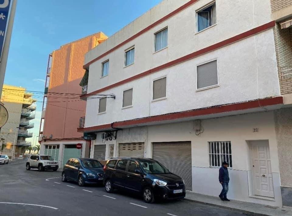 3-Bedroom Apartment in Lo Pagan - Image 2