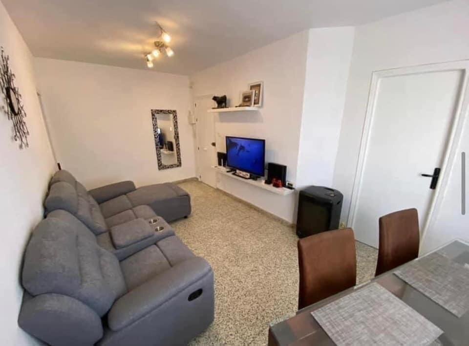 3-Bedroom Apartment in Lo Pagan - Image 6