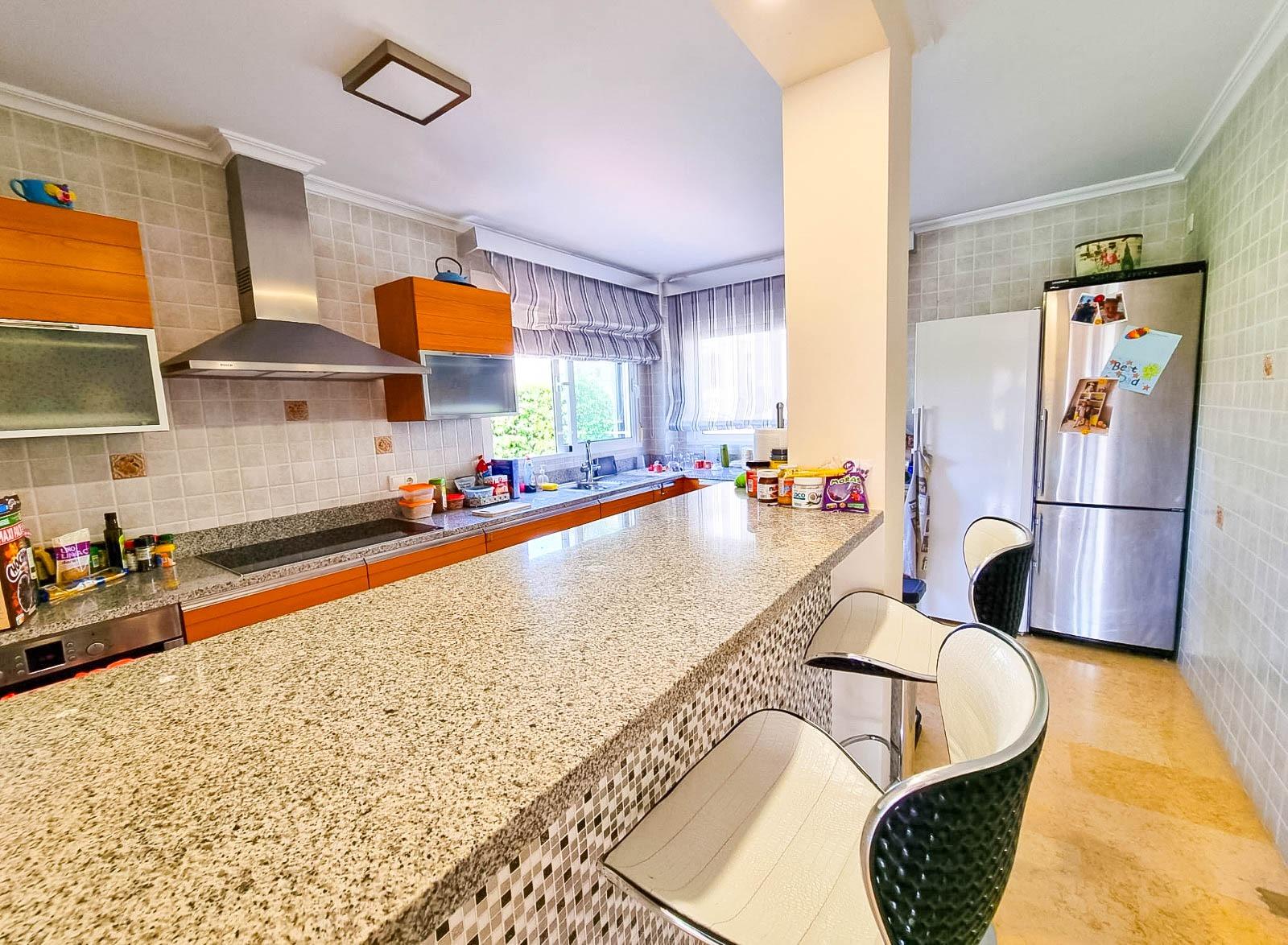 5-Bedroom Villa in La Mata, Torrevieja - Image 28